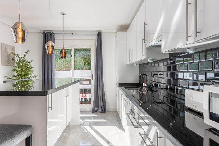 Image No.8-3 Bed Apartment for sale