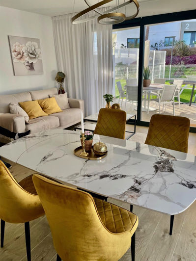 Image No.2-Propriété de 2 chambres à vendre à Estepona