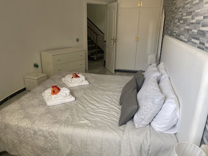 Image No.34-6 Bed Villa for sale