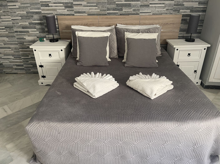 Image No.35-6 Bed Villa for sale