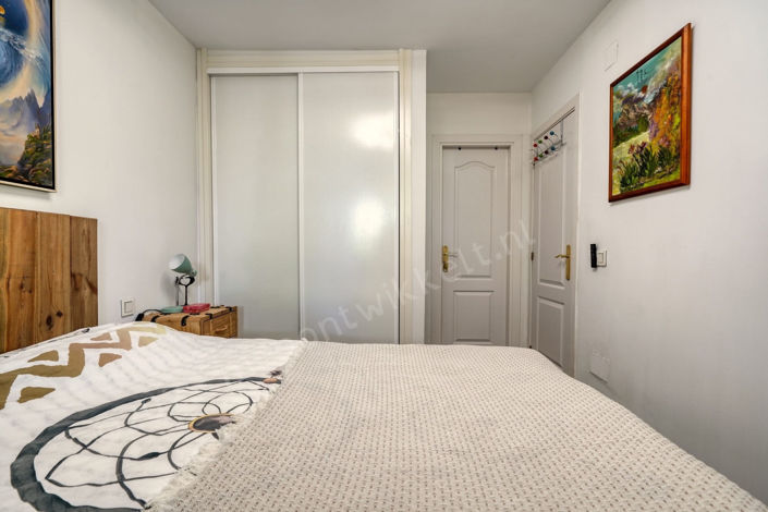 Image No.13-2 Bed Property for sale