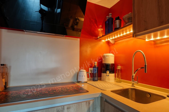 Image No.16-2 Bed Property for sale