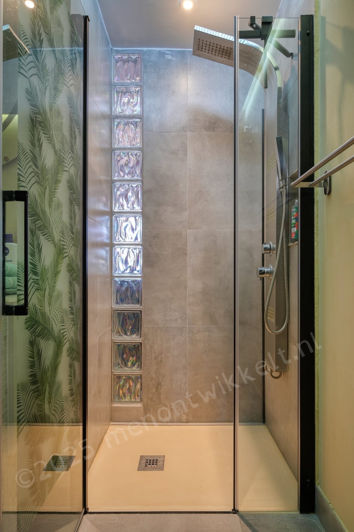 Image No.19-2 Bed Property for sale