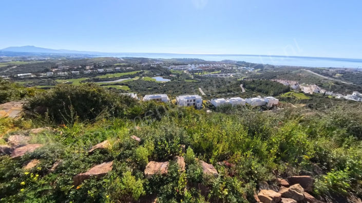 Image No.9-2 Bed Property for sale