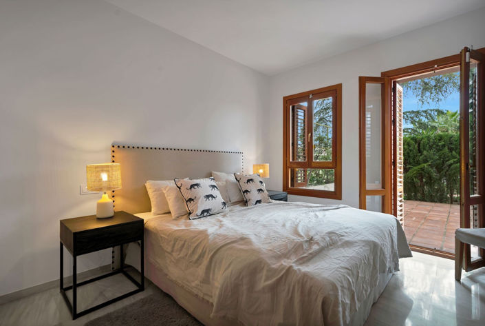 Image No.17-2 Bed Apartment for sale