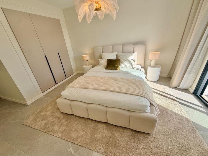 Image No.23-3 Bed Apartment for sale
