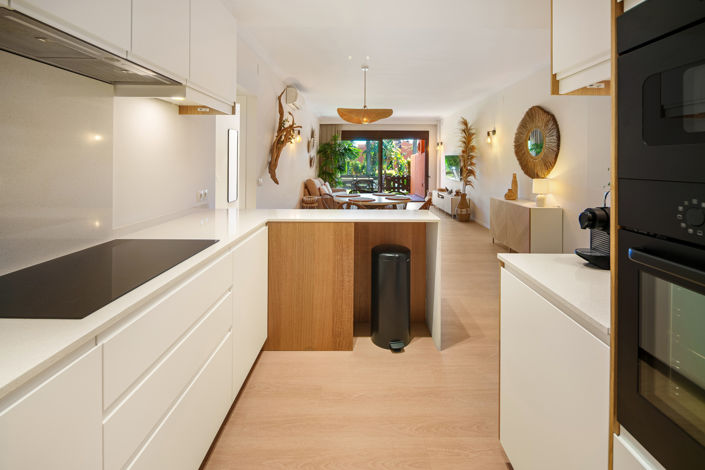 Image No.18-2 Bed Property for sale