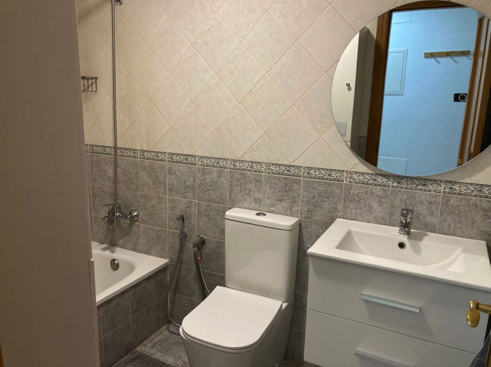 Image No.13-3 Bed Property for sale