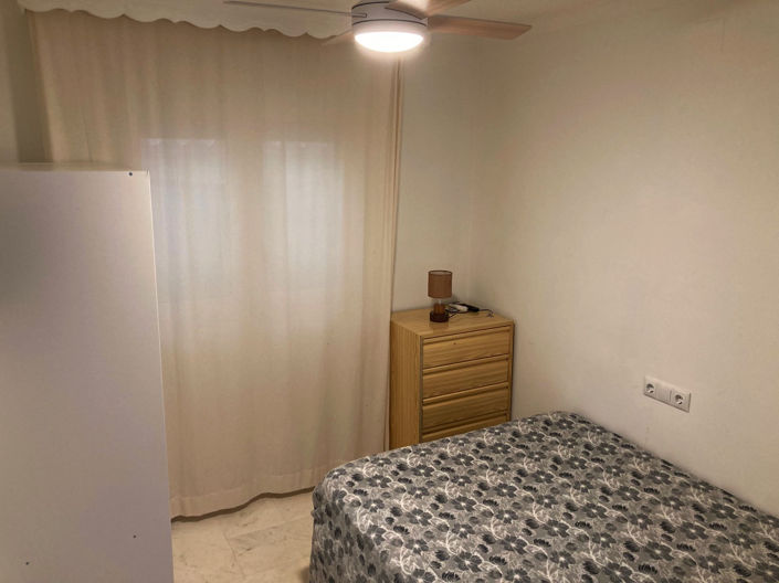 Image No.15-3 Bed Property for sale