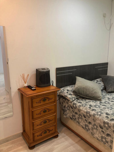 Image No.20-3 Bed Property for sale