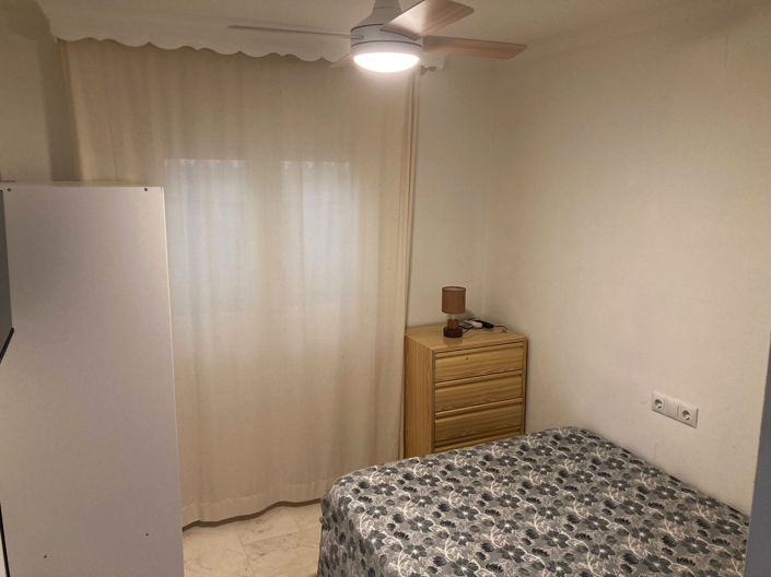 Image No.21-3 Bed Property for sale