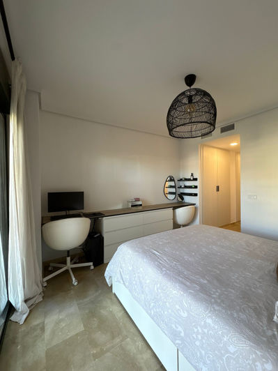 Image No.19-2 Bed Property for sale