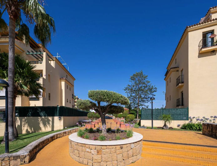 Image No.3-2 Bed Property for sale