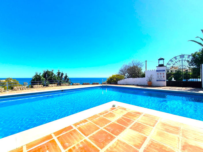 Image No.20-2 Bed House for sale