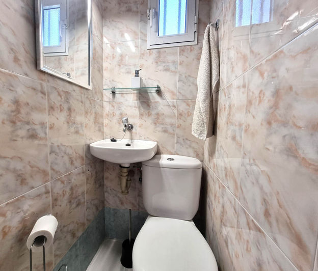 Image No.22-2 Bed House for sale