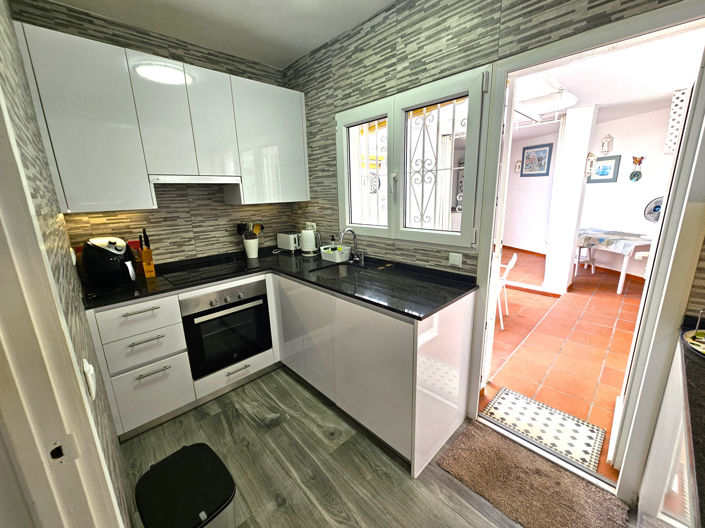 Image No.11-2 Bed Apartment for sale