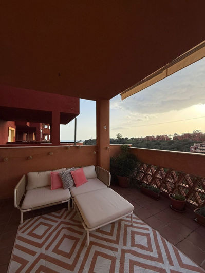 Image No.17-2 Bed Apartment for sale