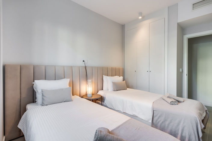 Image No.10-2 Bed Property for sale