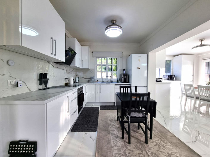 Image No.19-3 Bed Finca for sale