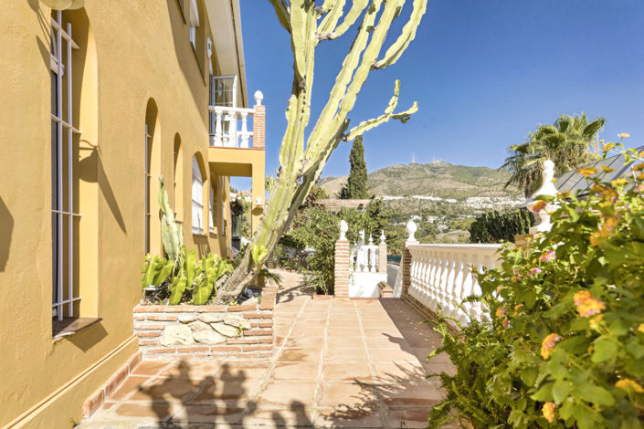 Image No.17-5 Bed Villa for sale