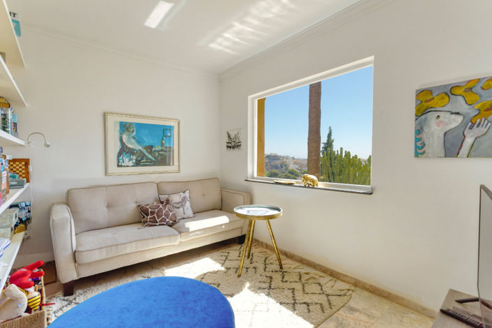 Image No.27-5 Bed Villa for sale