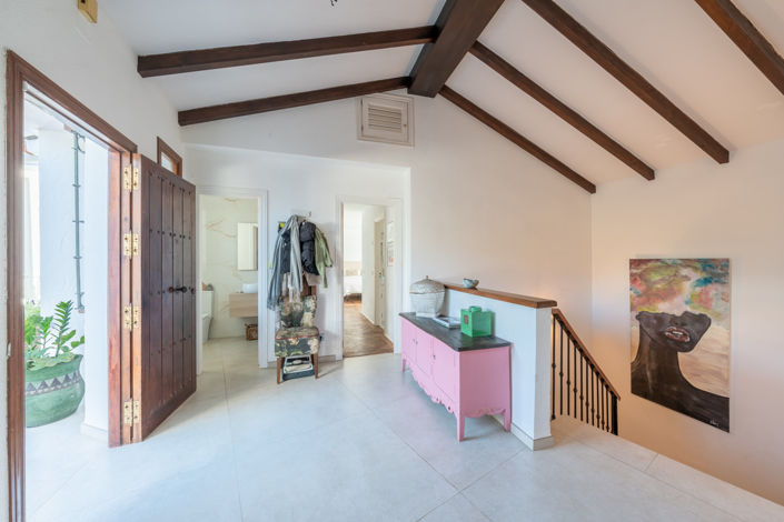 Image No.17-4 Bed Villa for sale