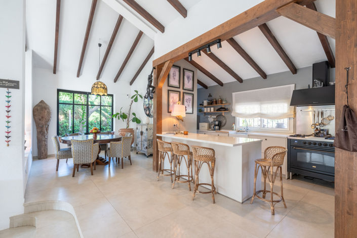 Image No.18-4 Bed Villa for sale