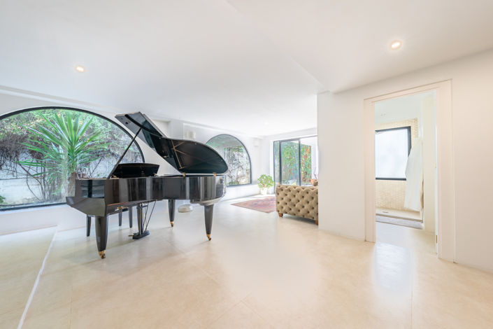 Image No.8-4 Bed Villa for sale