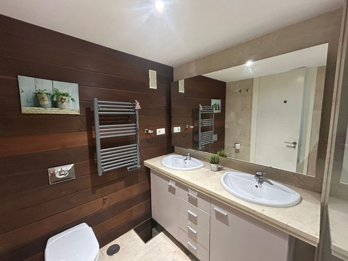 Image No.11-3 Bed Apartment for sale