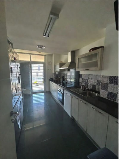 Image No.21-3 Bed Apartment for sale