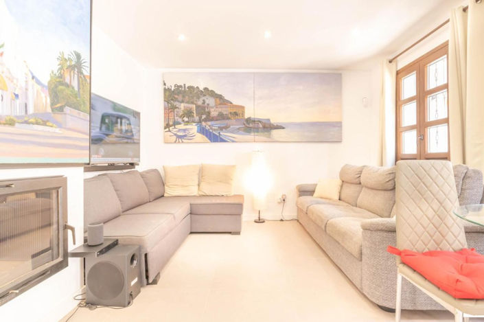 Image No.10-3 Bed Townhouse for sale