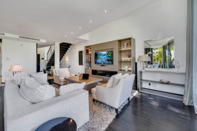 b98le8d7m9k3degpefzhs0lif8u4xzvzhwxtmggyekxx9