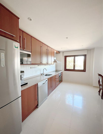 Image No.27-3 Bed Apartment for sale