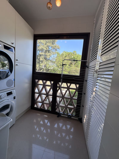 Image No.18-4 Bed Apartment for sale