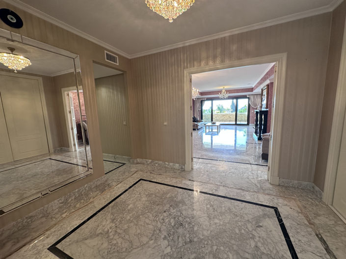 Image No.19-4 Bed Apartment for sale