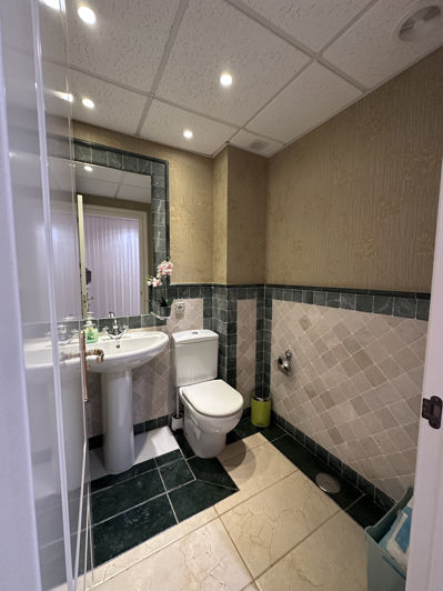 Image No.20-4 Bed Apartment for sale