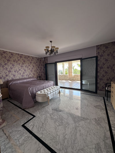 Image No.4-4 Bed Apartment for sale