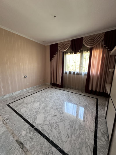 Image No.6-4 Bed Apartment for sale