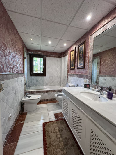 Image No.7-4 Bed Apartment for sale