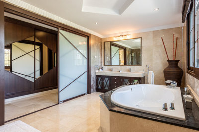 b98le8d7m9k3degpefzhs0lif8u4xzvzhwxtmggyekxx9