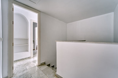 b98le8d7m9k3degpefzhs0lif8u4xzvzhwxtmggyekxx9