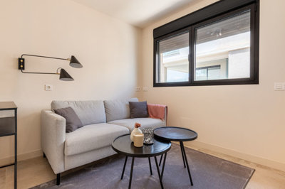 b98le8d7m9k3degpefzhs0lif8u4xzvzhwxtmggyekxx9