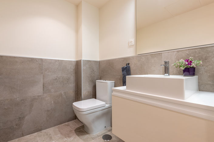 Image No.18-4 Bed Apartment for sale