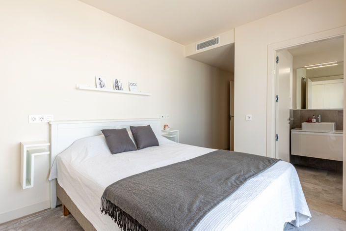 Image No.21-4 Bed Apartment for sale