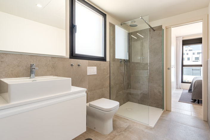 Image No.22-4 Bed Apartment for sale