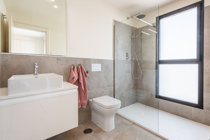 Image No.23-4 Bed Apartment for sale