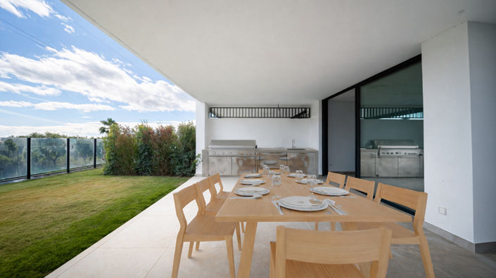 Image No.12-3 Bed Property for sale