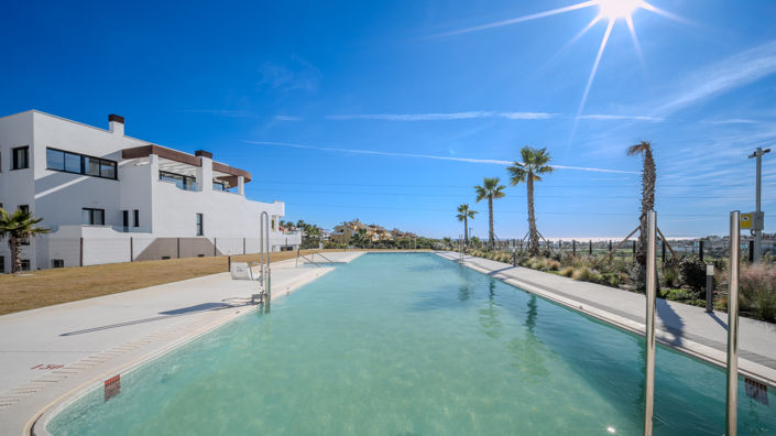 Image No.37-3 Bed Property for sale