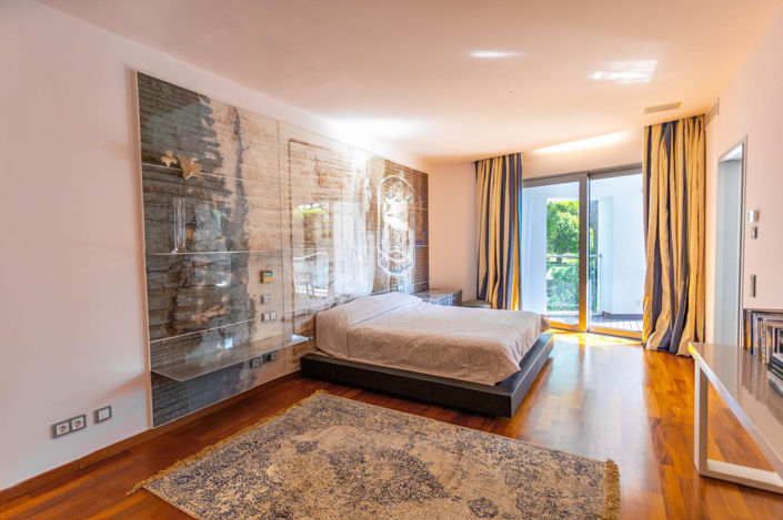 Image No.15-4 Bed Villa for sale