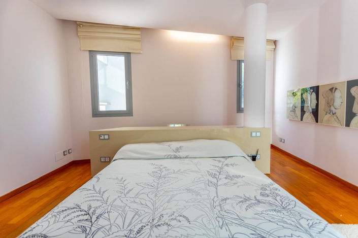 Image No.21-4 Bed Villa for sale